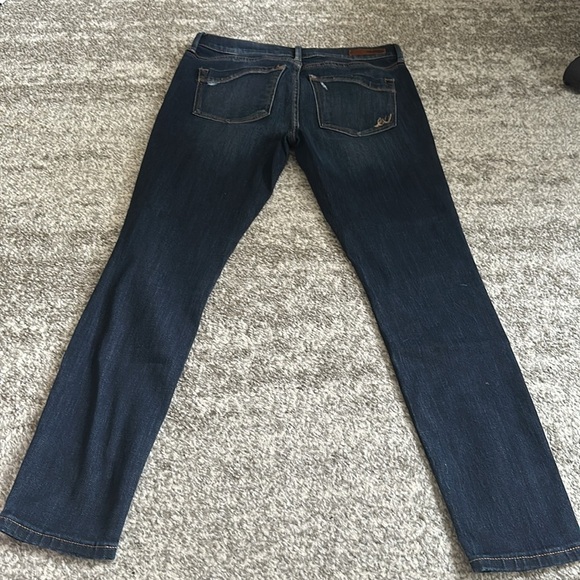 Express midrise leggings distressed jeans size 6 short - Picture 2 of 3